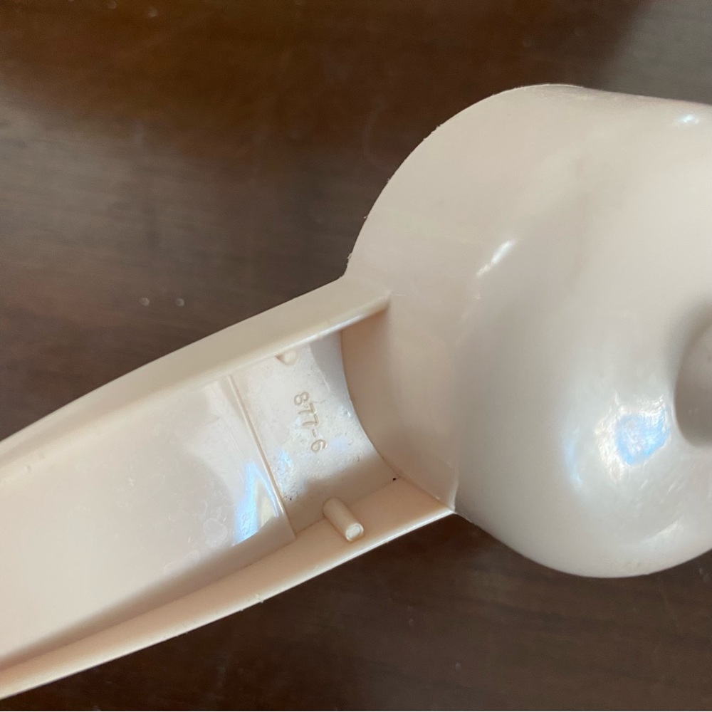 Tupperware Mini Funnel - Picture 3 of 3